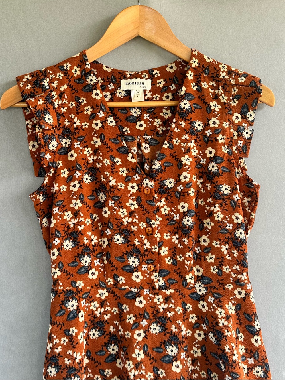 🎉5 for $45🎉 Monteau top blouse shirt size S - Picture 3 of 8